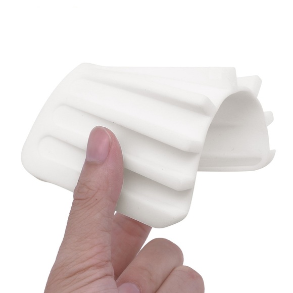 Silicone Flow Soap Tray - Picture 5 of 9